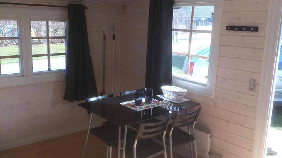 Tornby Strand Camping Cottages Hirtshals Habitación foto